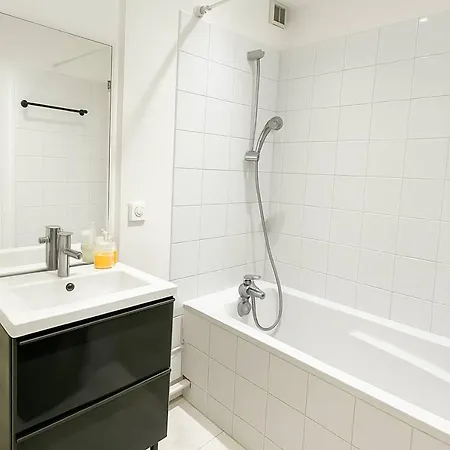 Marais - Bastille Apartment Paris